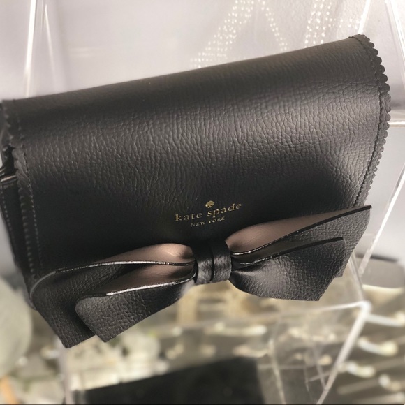 KATE SPADE Hani Vanderbilt Place Bow Crossbody Bag - Picture 4 of 8